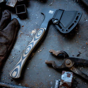 THE HELLGATE HATCHET - TAN AND BLACK