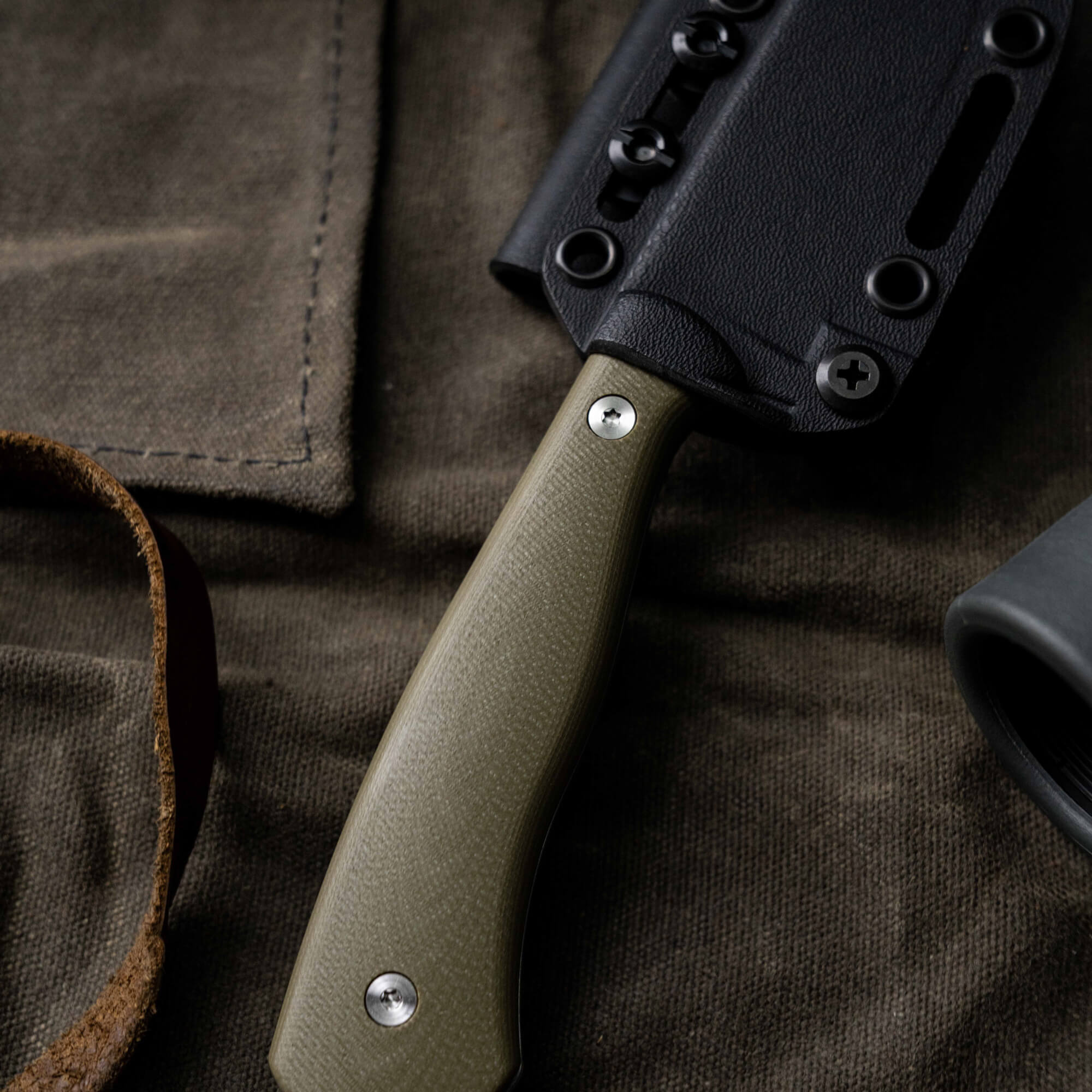 MKC WHITETAIL - OLIVE