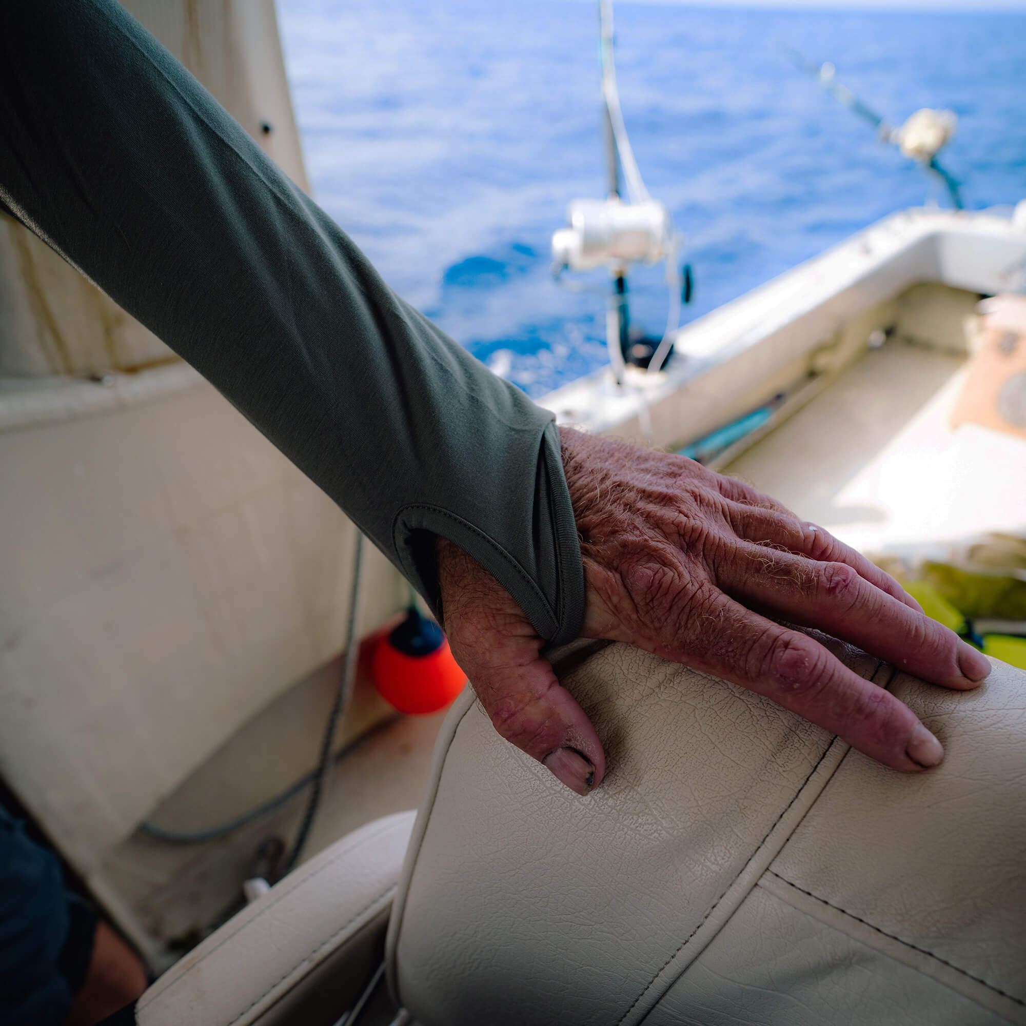 RIMROCK LIGHTWEIGHT HOODIE - OLIVE