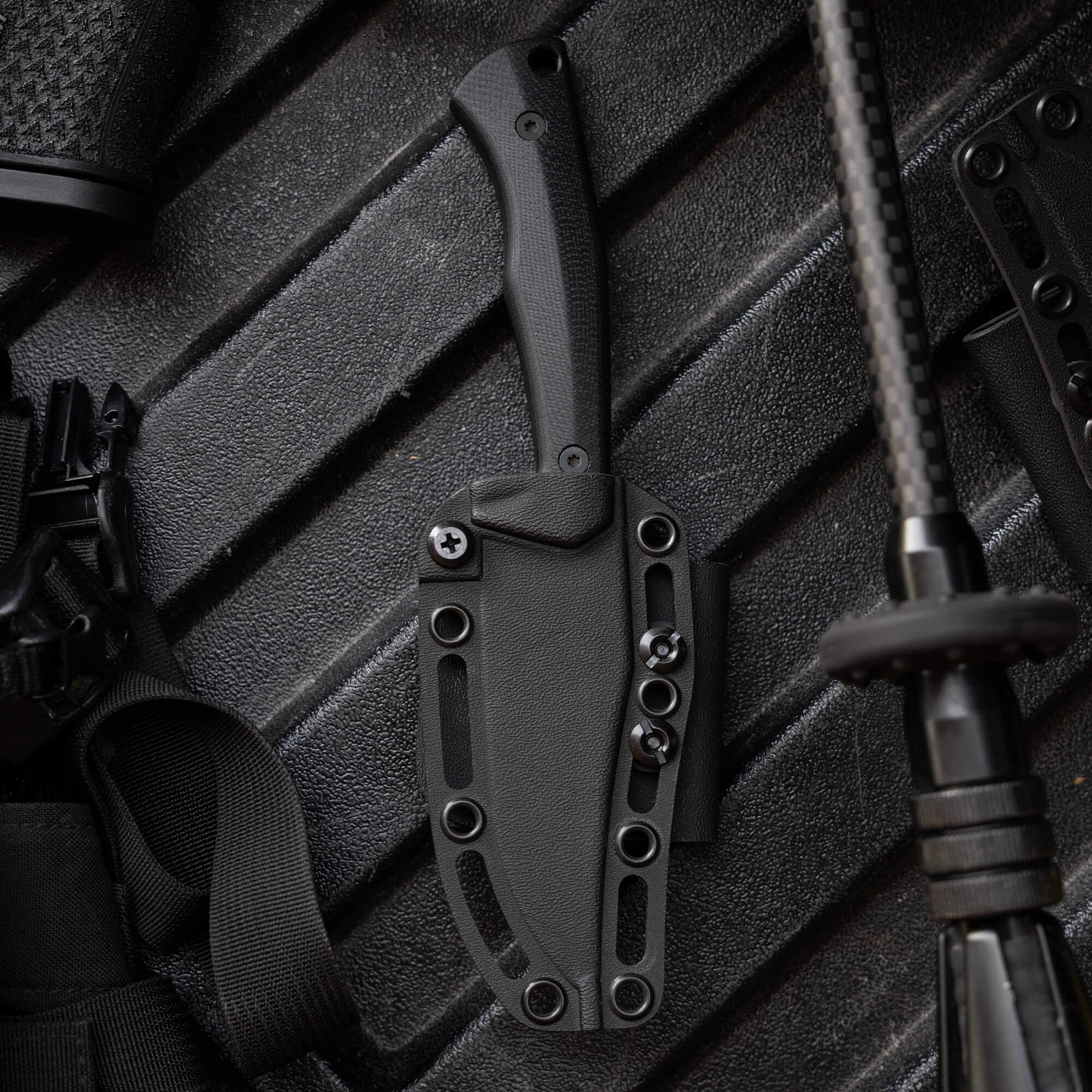 TRIUMPH PRO - BLACK