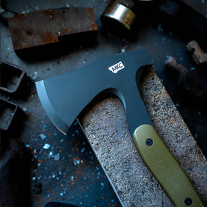 THE HELLGATE HATCHET - OLIVE