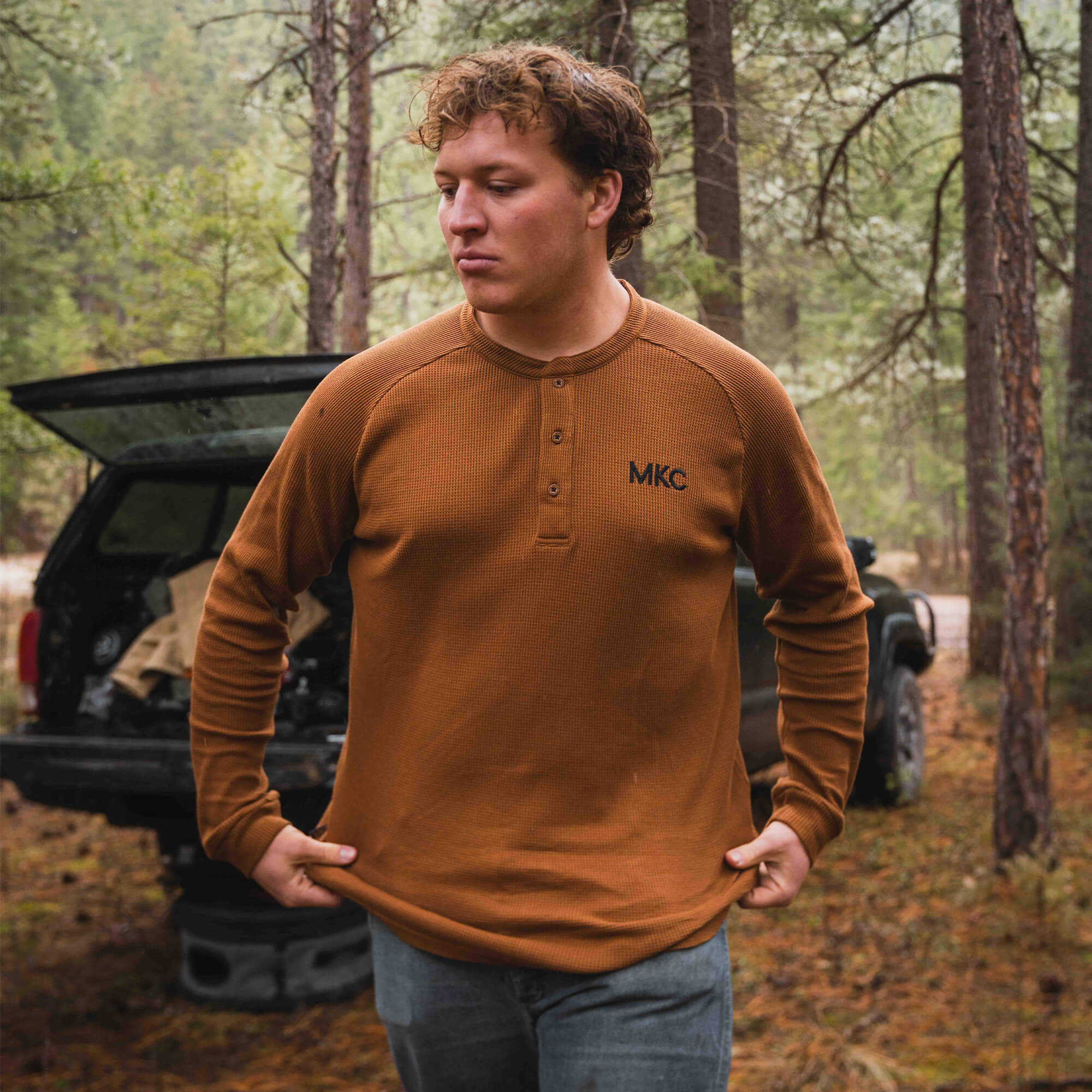 MACLAY HENLEY - COYOTE