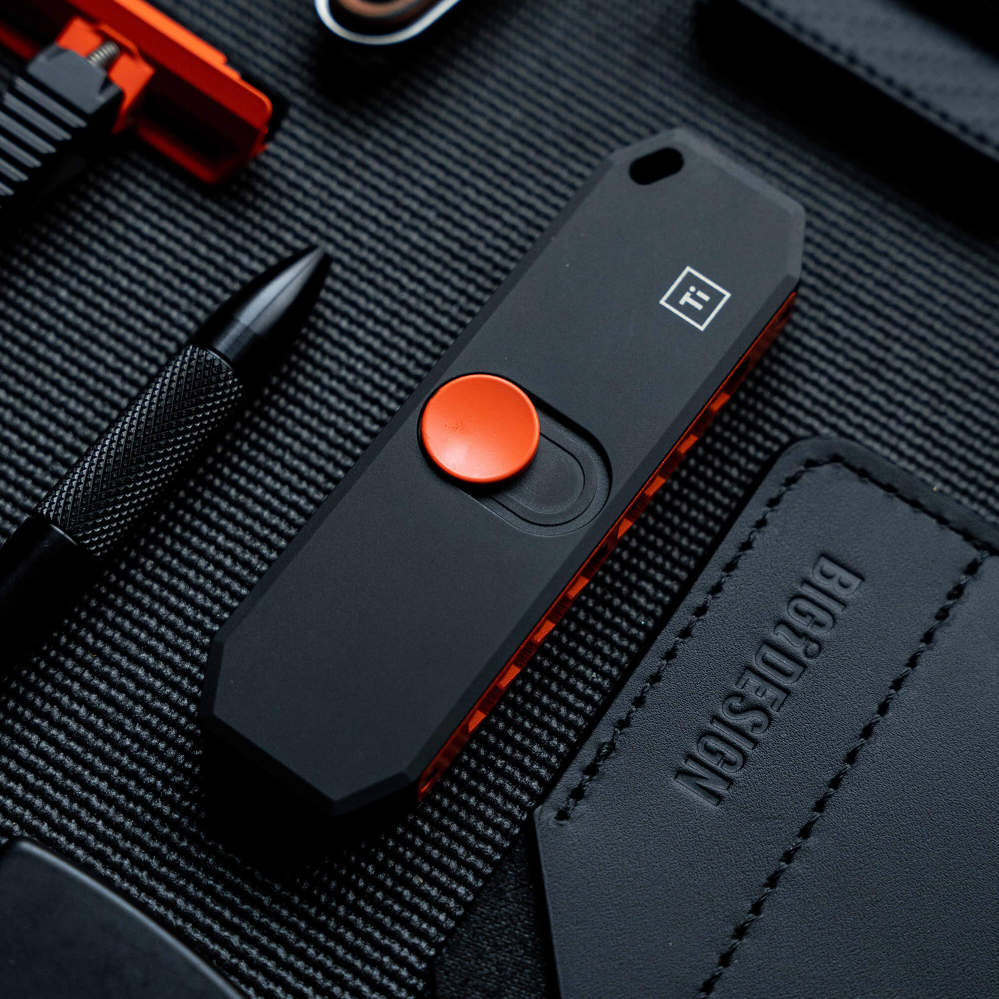 MKC X BIG IDEA DESIGN - BIT BAR II