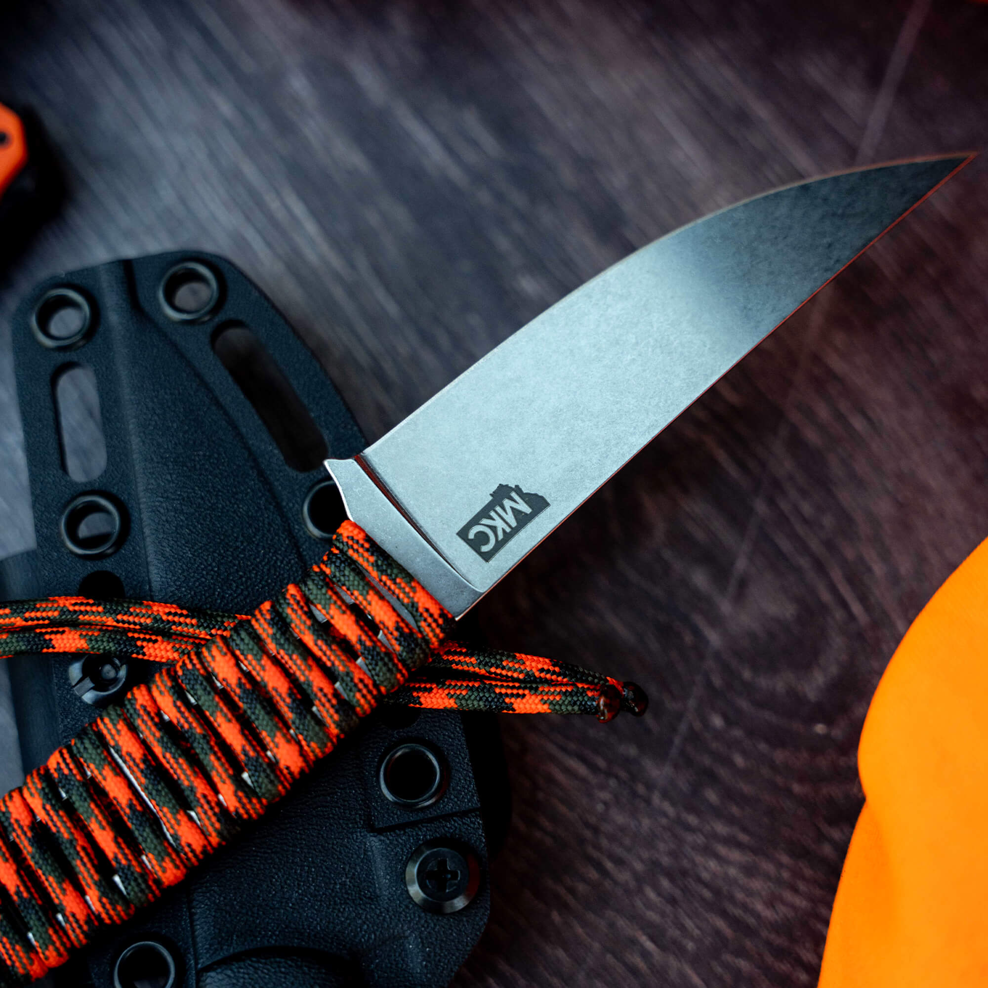 MAGNACUT SPEEDGOAT 2.0 - ORANGE & BLACK