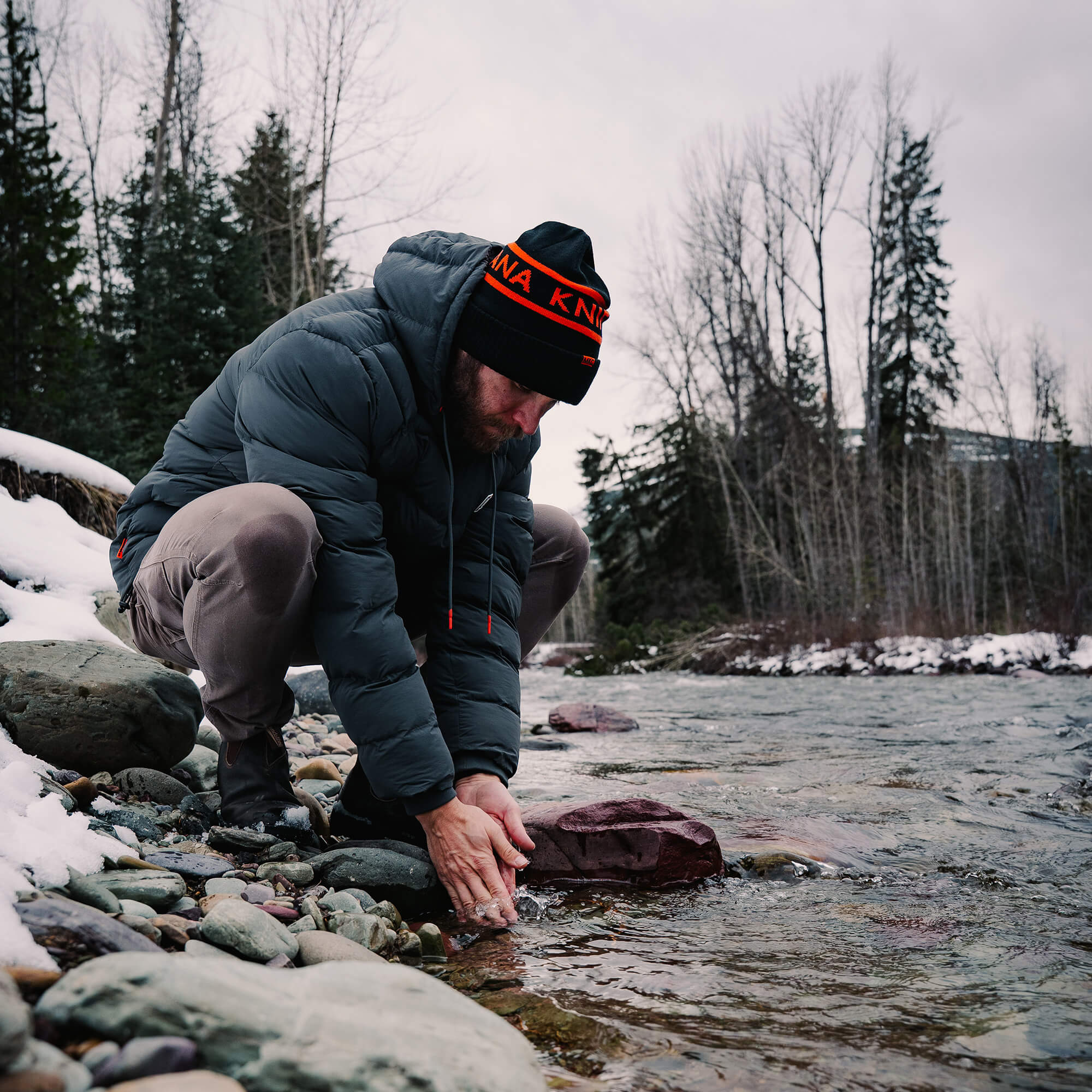 OBERLIN PULLOVER PUFFY JACKET - CHARCOAL