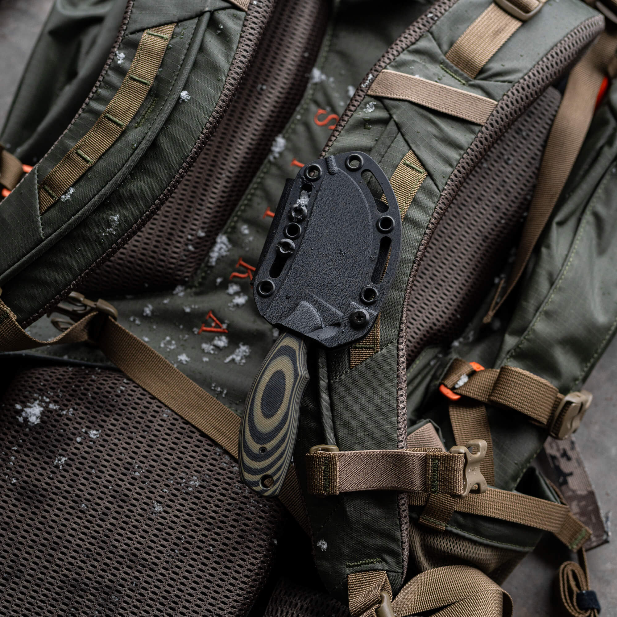 PACKOUT SKINNER - PVD - GREEN & BLACK