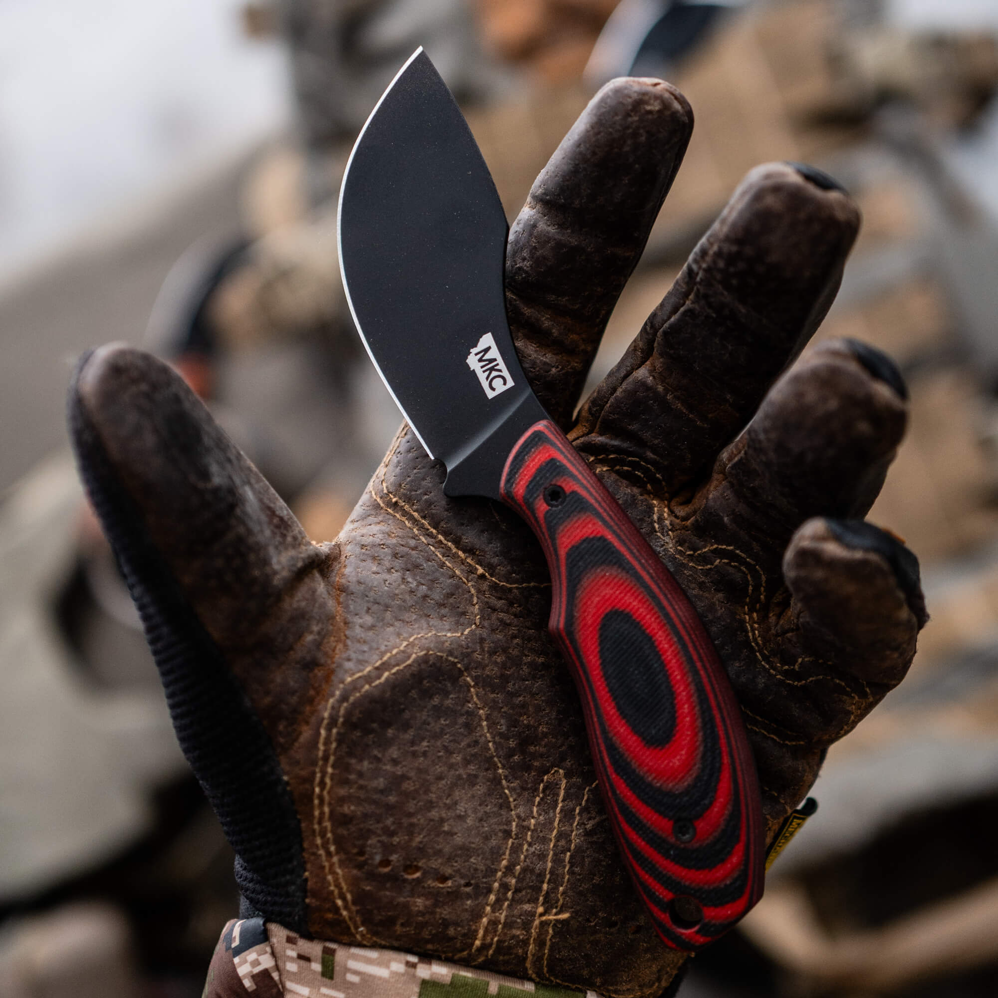 PACKOUT SKINNER PVD - KEEP HAMMERING EDITION - RED & BLACK