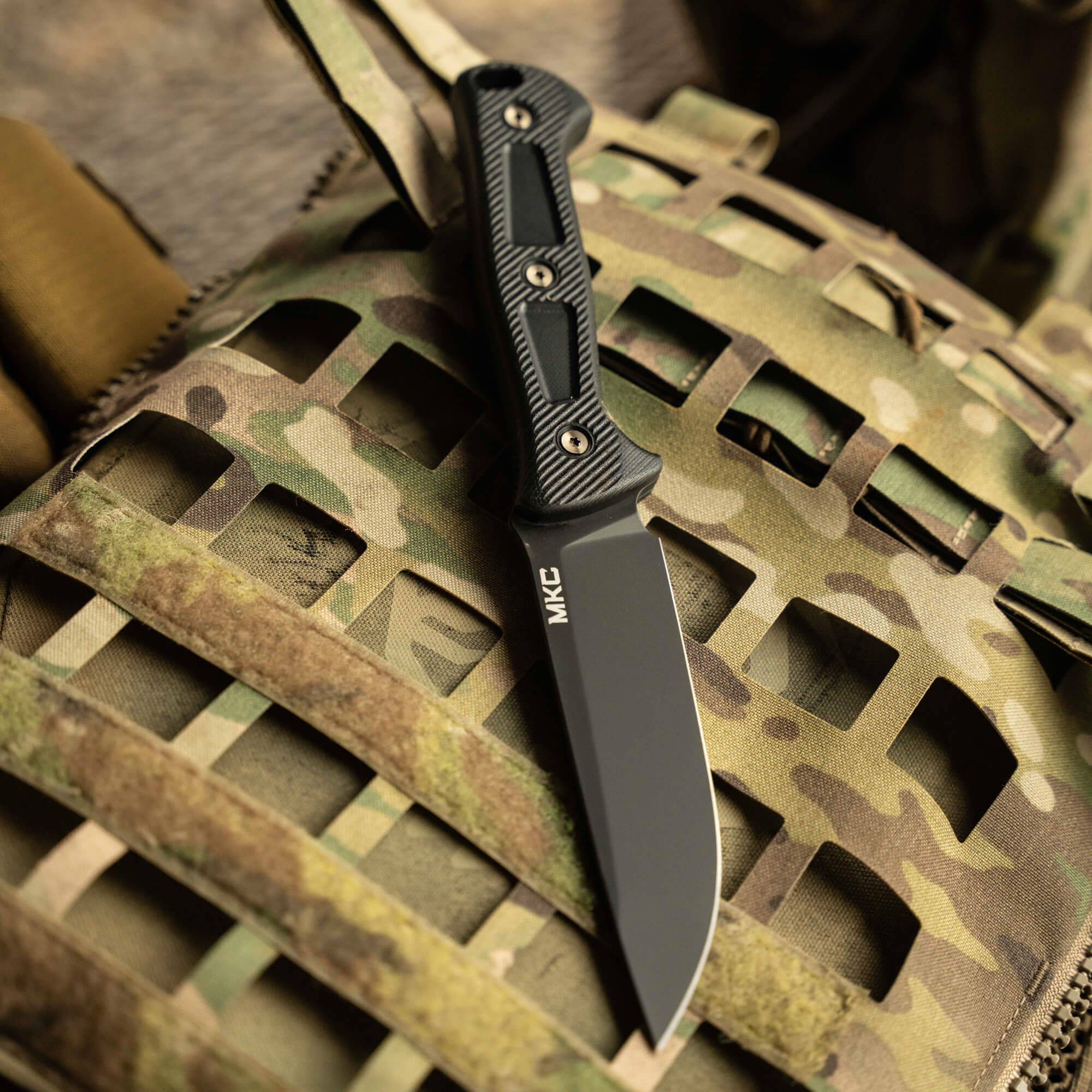 SERE25 - BLK/BLK