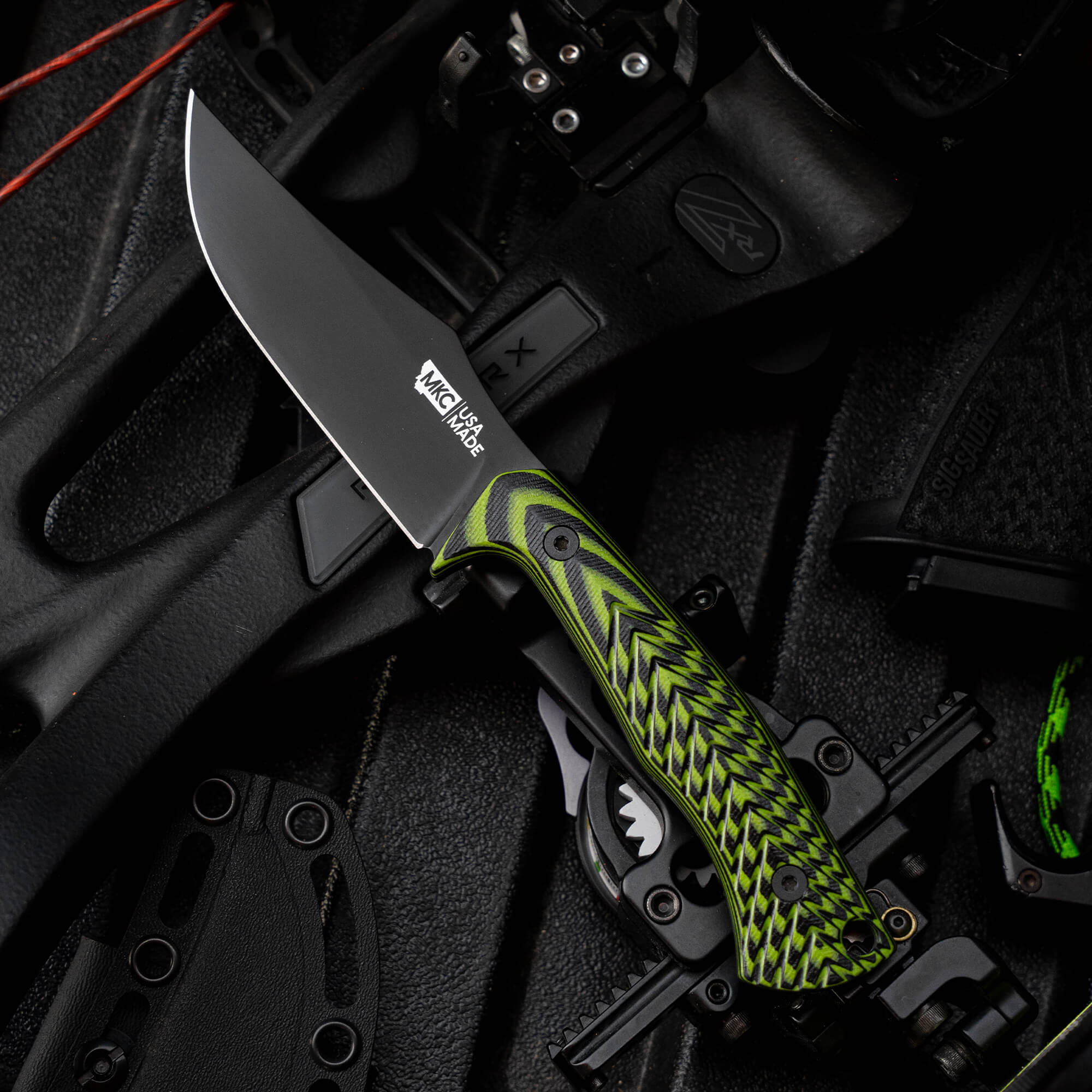 TRIUMPH PRO - NOCK ON NEON GREEN & BLACK