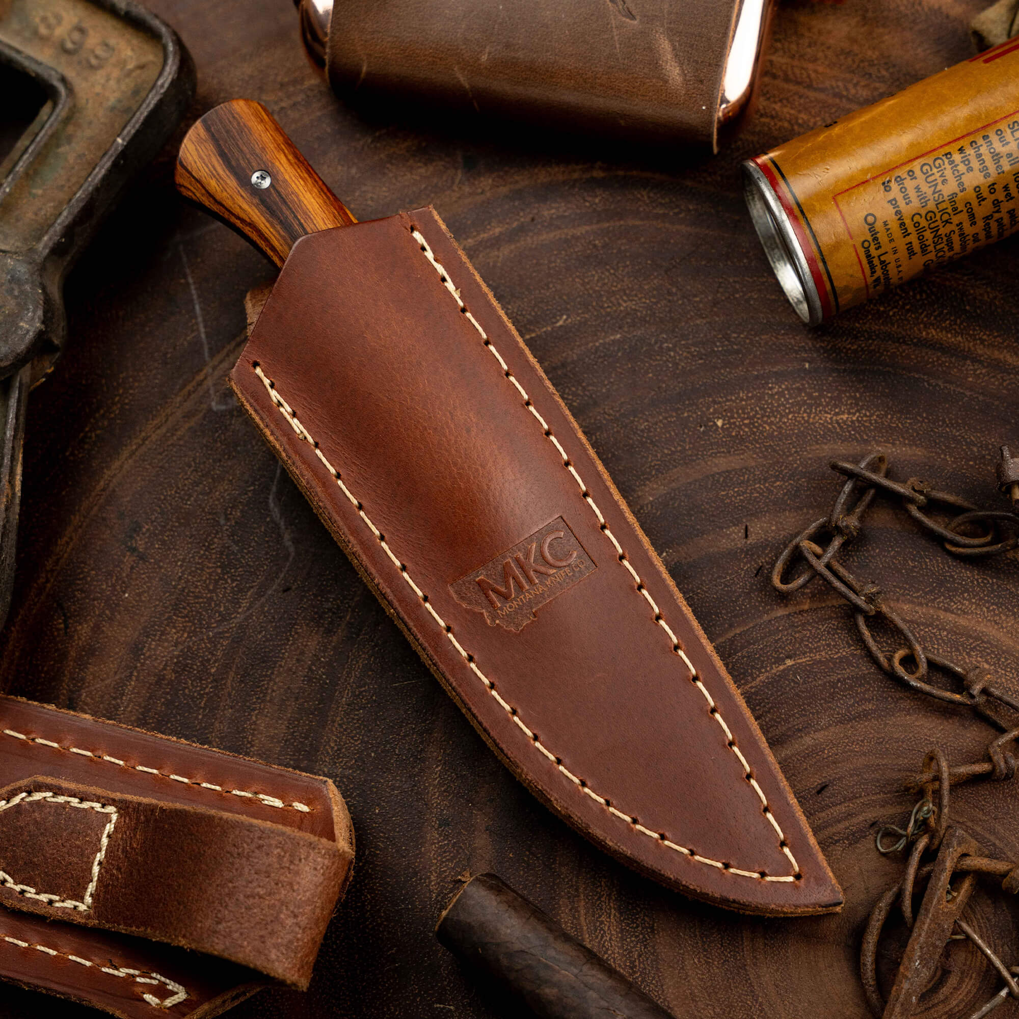 アメリカンビィンテージ　ワイドチェスト　ジョンワナメーカー　マホガニー Traditions Speedgoat | Montana Knife Company