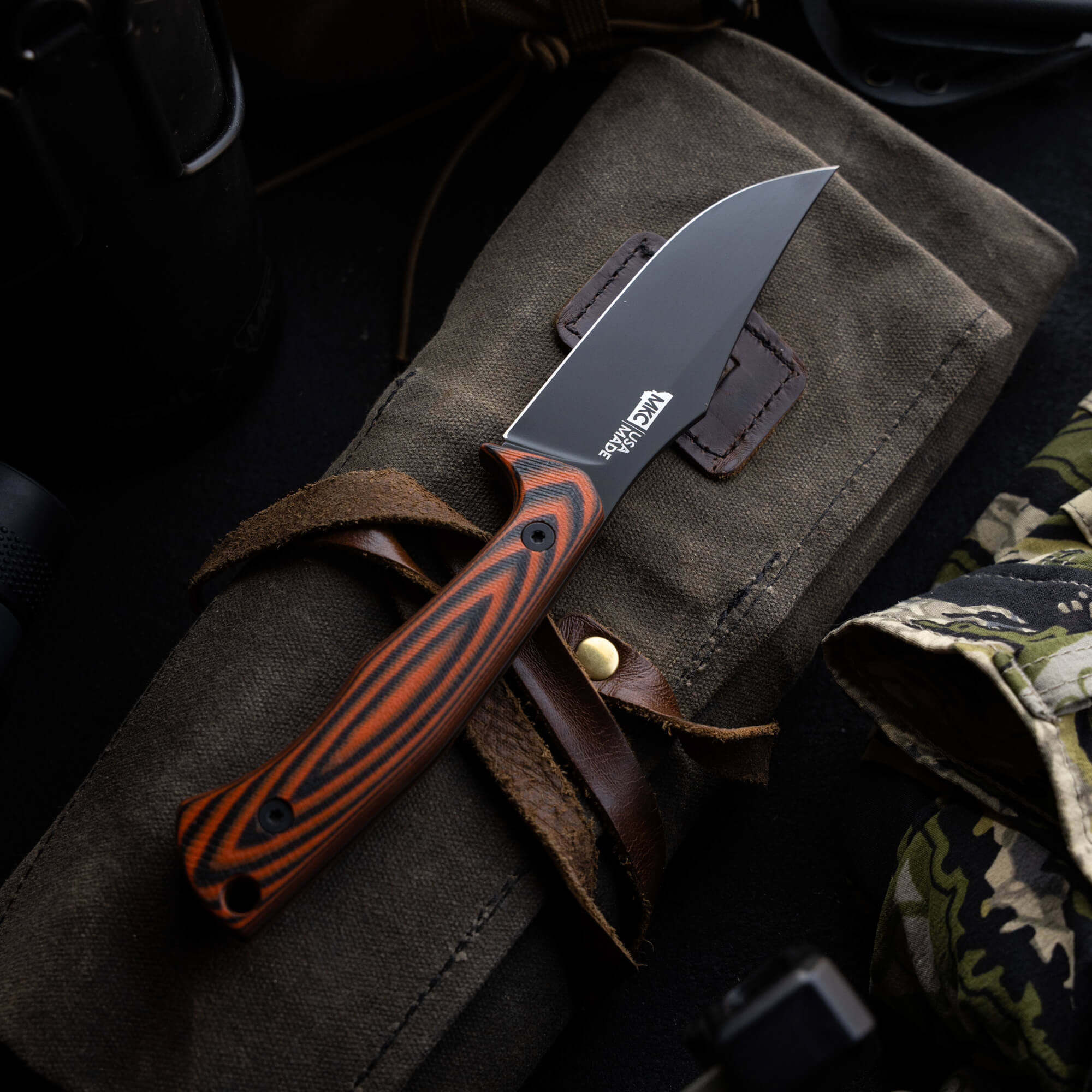 TRIUMPH PRO - ORANGE & BLACK