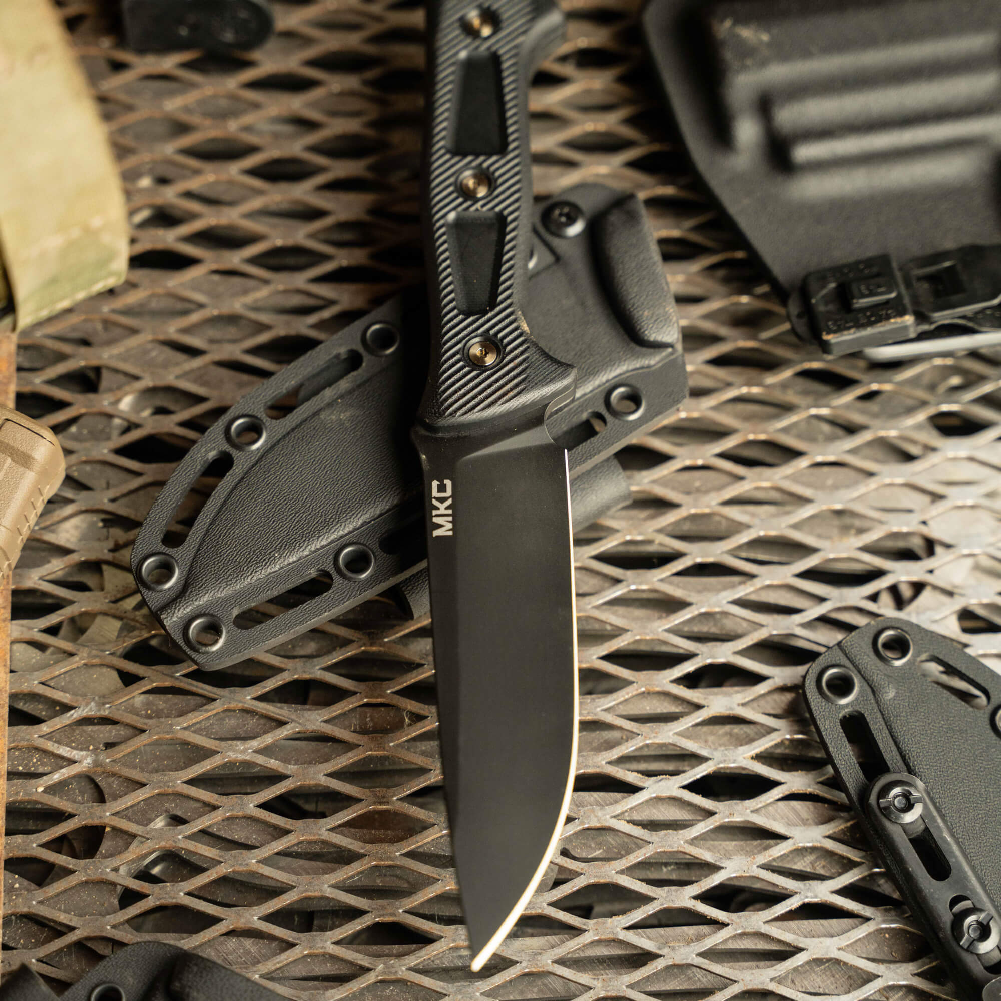 SERE25 - BLK/BLK