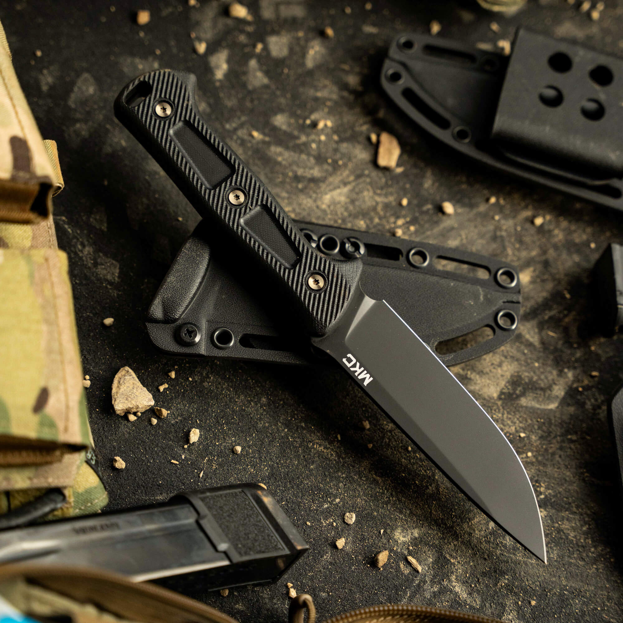 SERE25 - BLK/BLK