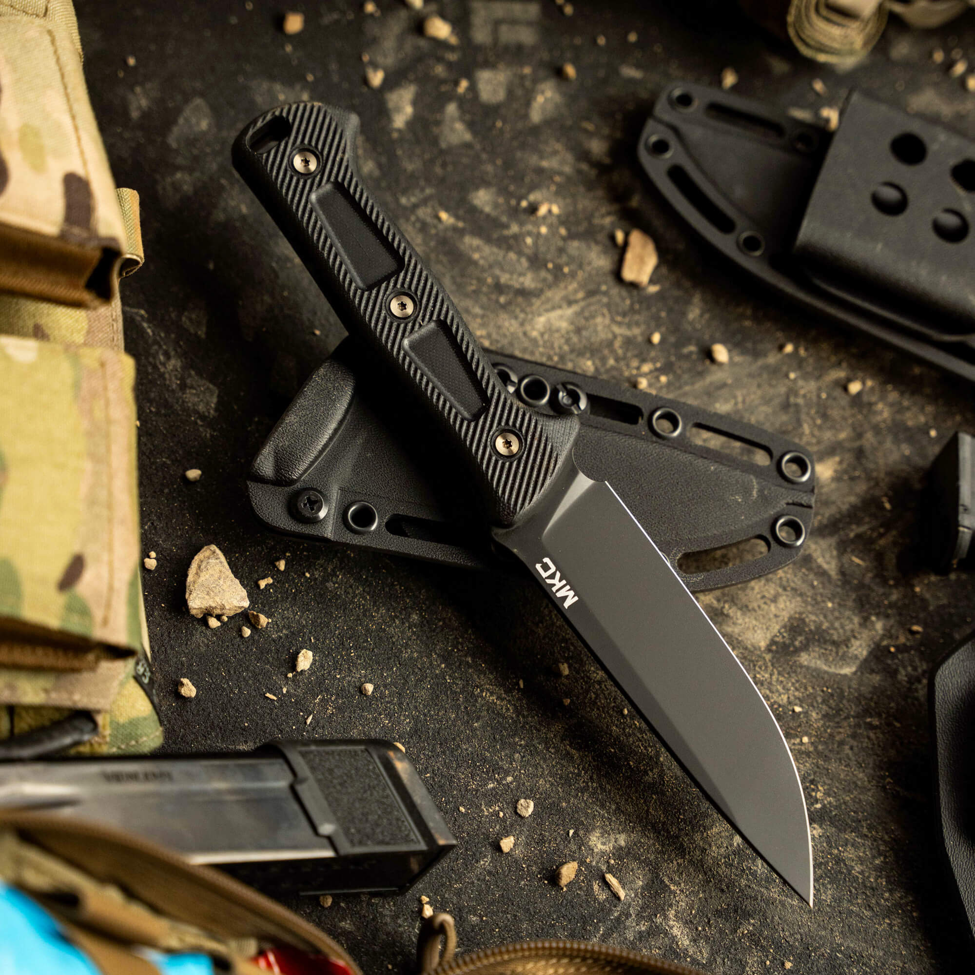 SERE25 - BLK/BLK