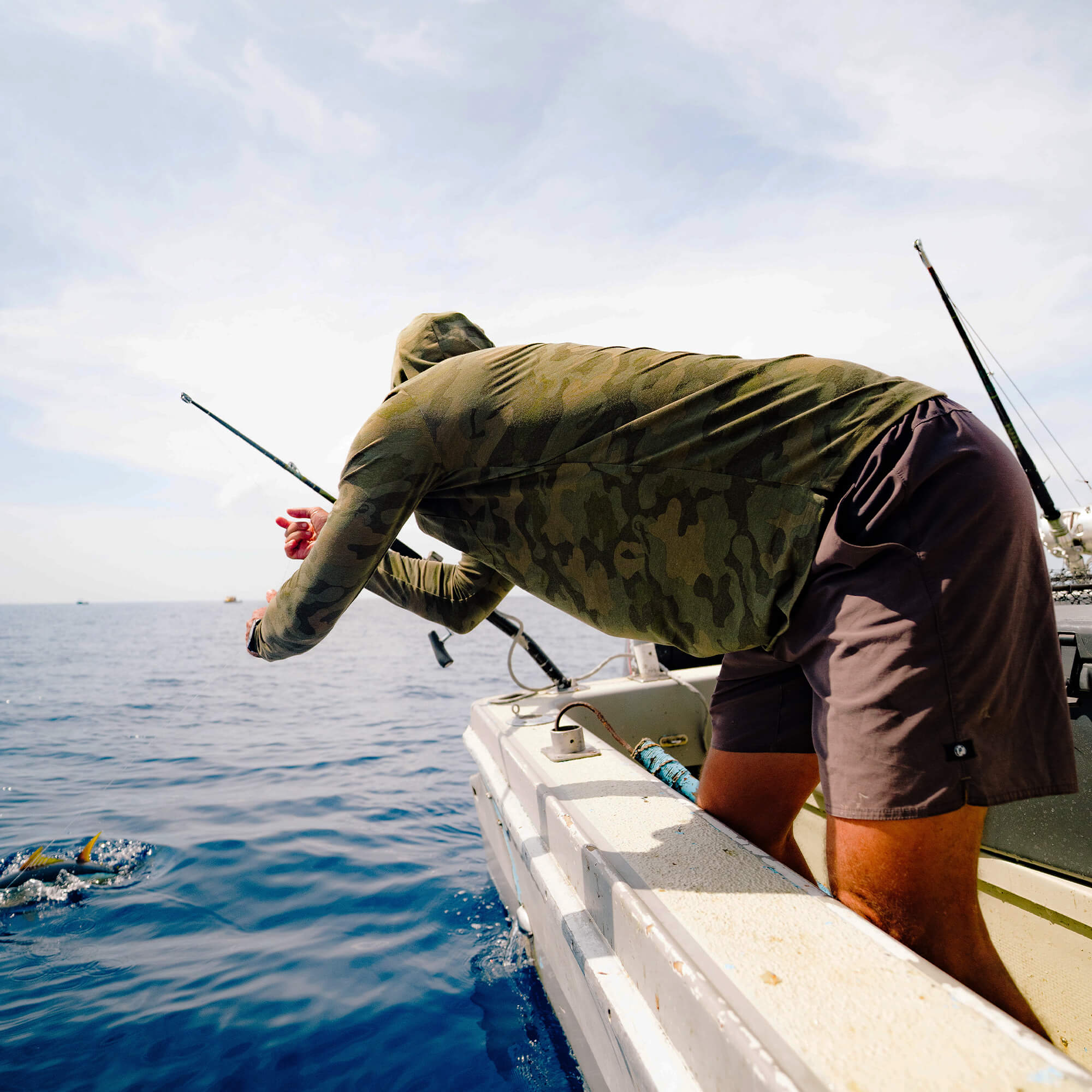 RIMROCK LIGHTWEIGHT HOODIE - VINTAGE WOODLAND CAMO