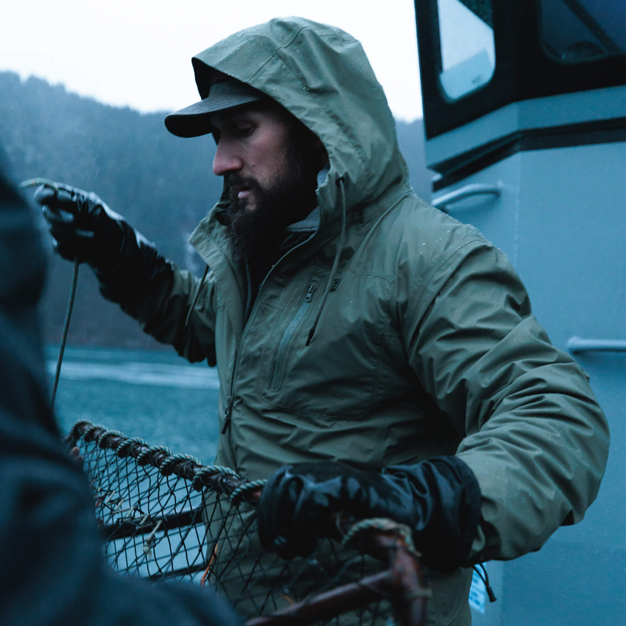 MT. REYNOLDS RAIN JACKET - OLIVE