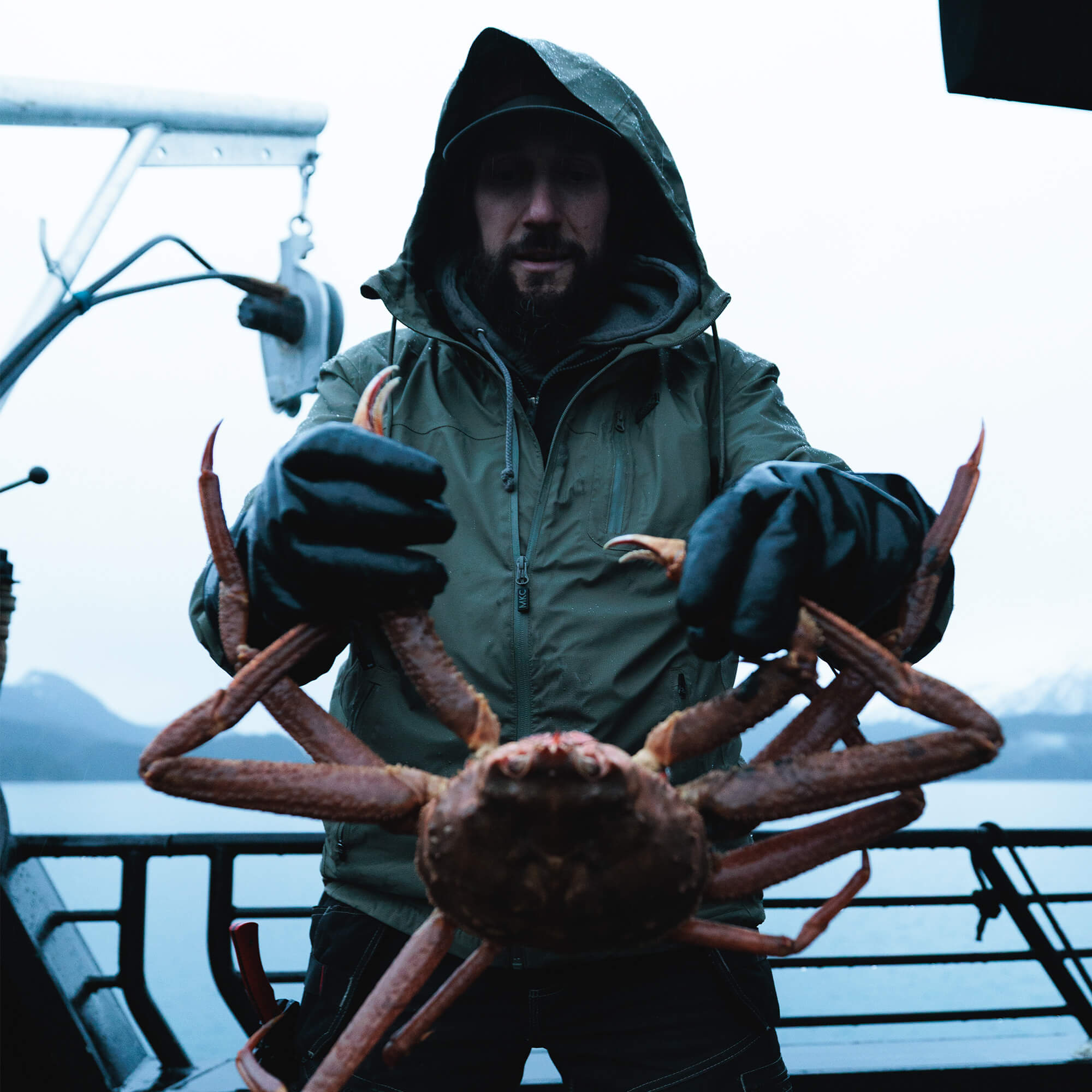 MT. REYNOLDS RAIN JACKET - OLIVE