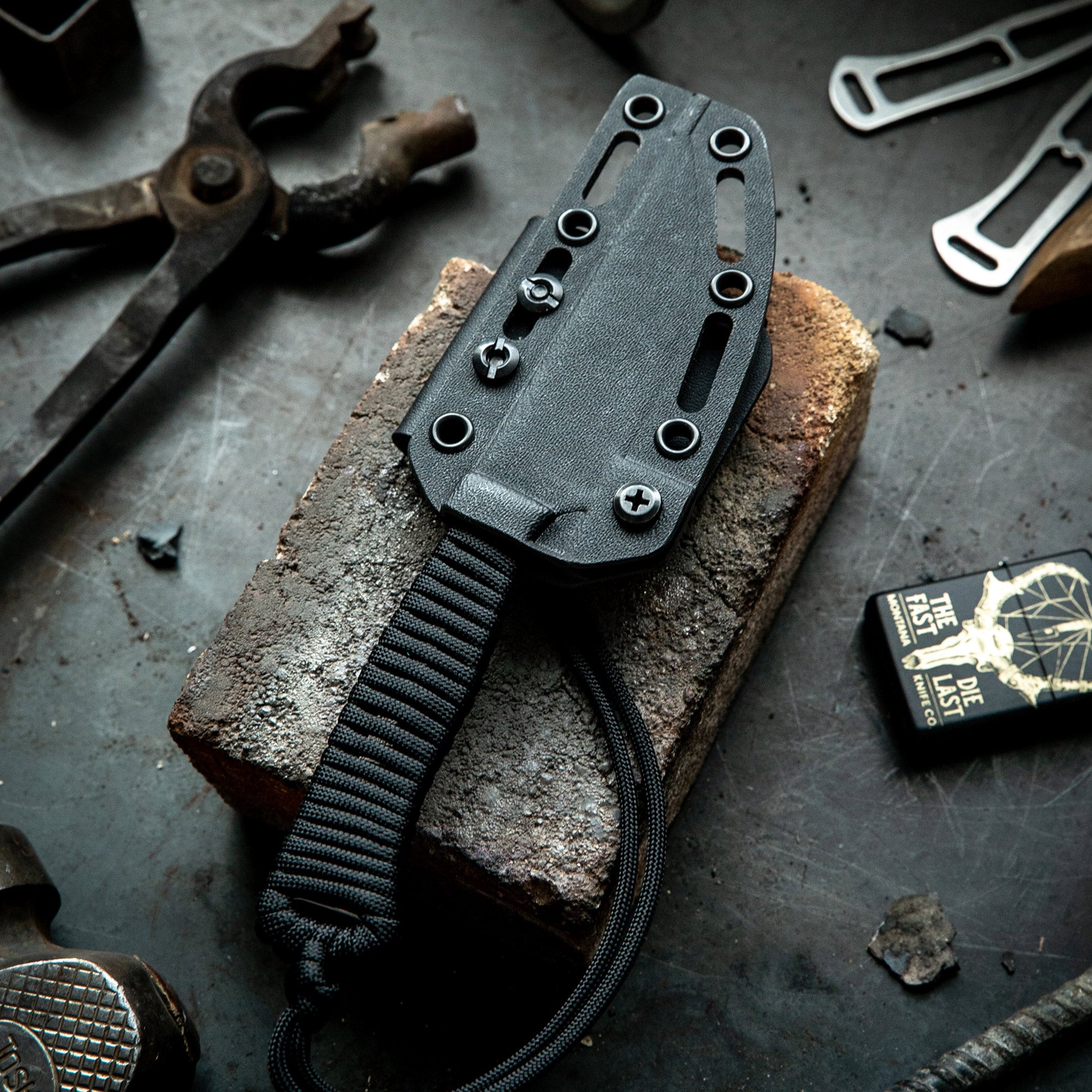 MAGNACUT SPEEDGOAT - BLACK