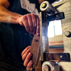 SPEEDGOAT LEATHER SHEATH - VERTICAL BELT CARRY