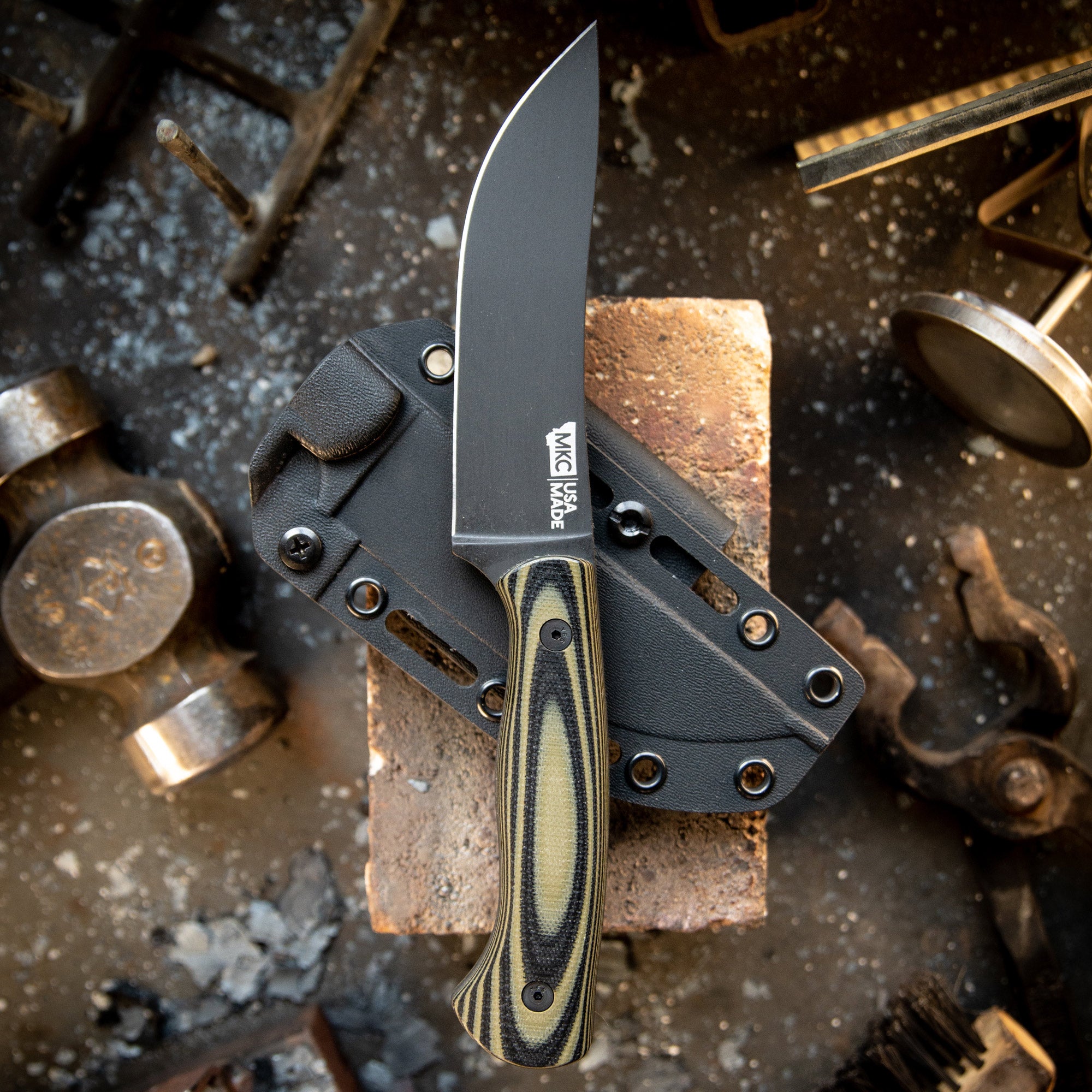 THE STONEWALL SKINNER - GREEN & BLACK