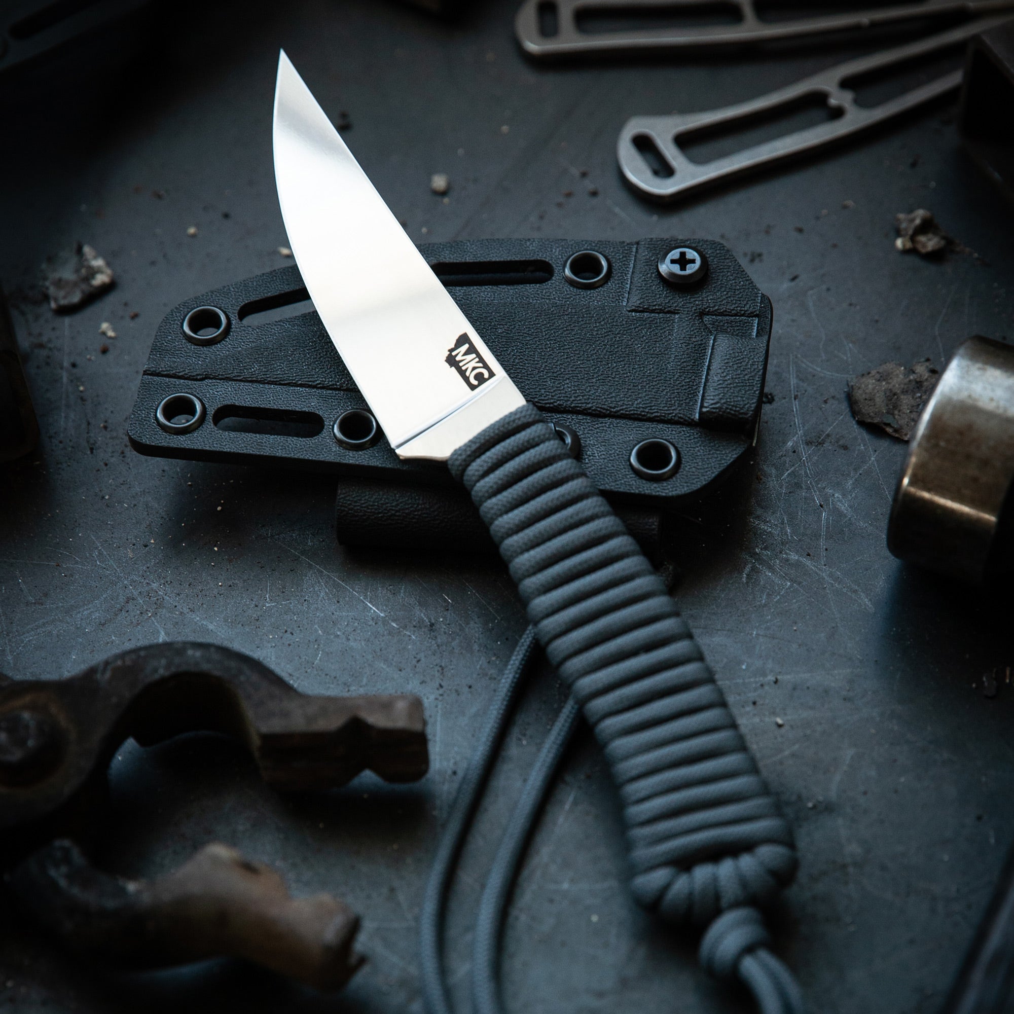 THE MAGNACUT SPEEDGOAT FIXED BLADE - GREY