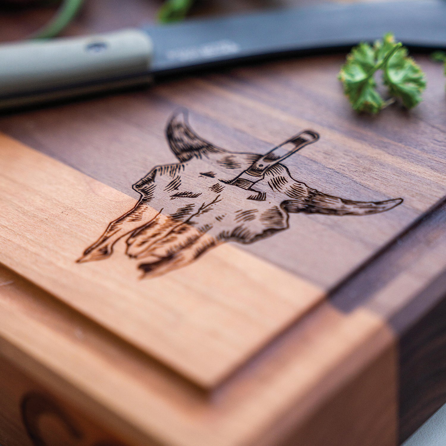 MKC CUTTING BOARD - LIGHT WOOD FINISH