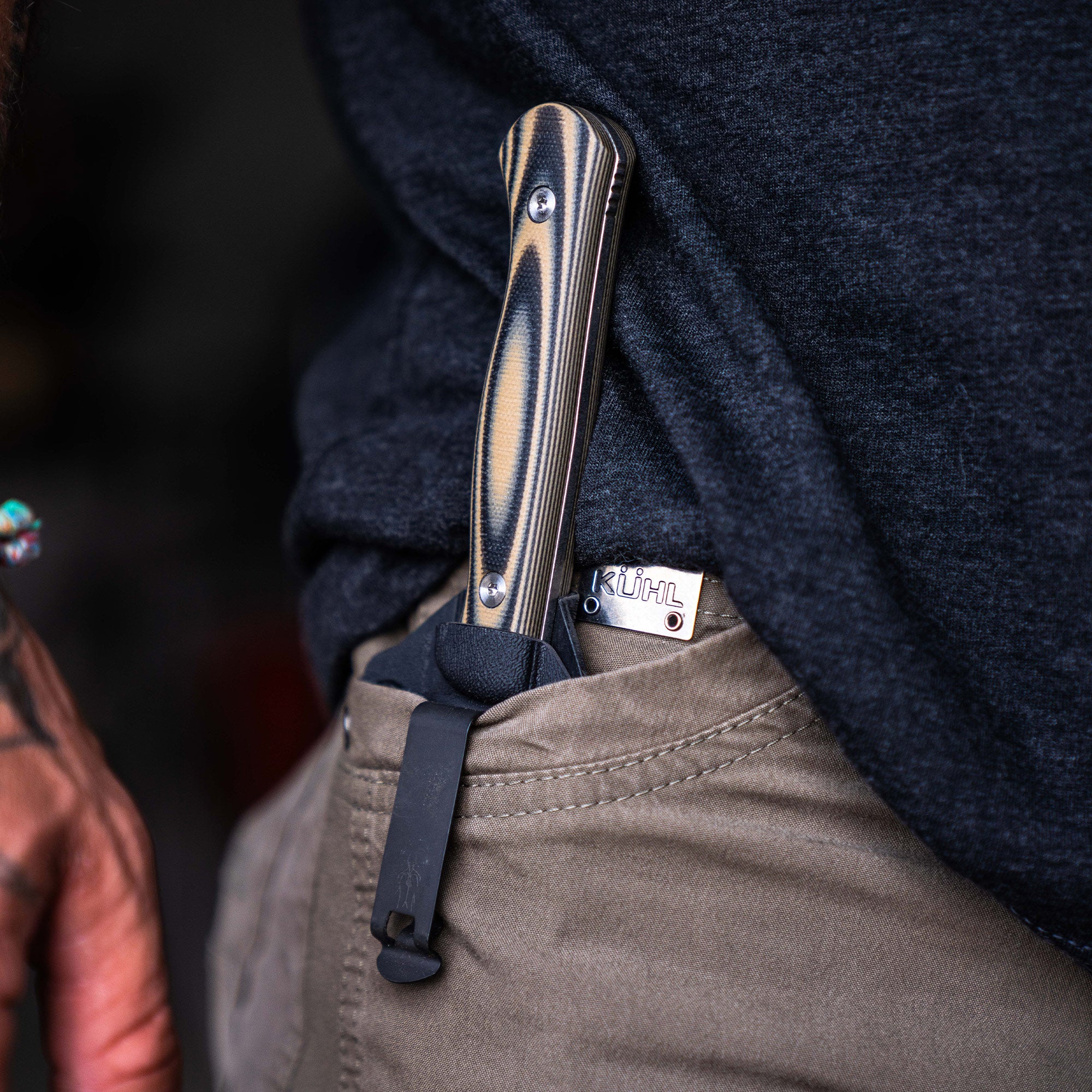 THE FIELDCRAFT SURVIVAL KNIFE TAN & BLACK Montana Knife Company